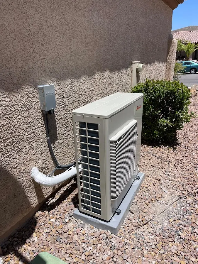 Residential air conditioning condenser unit in Hillview